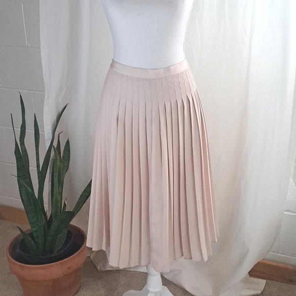 Ann Taylor pleated chiffon a line midi skirt cream off white sz6 - Picture 1 of 11